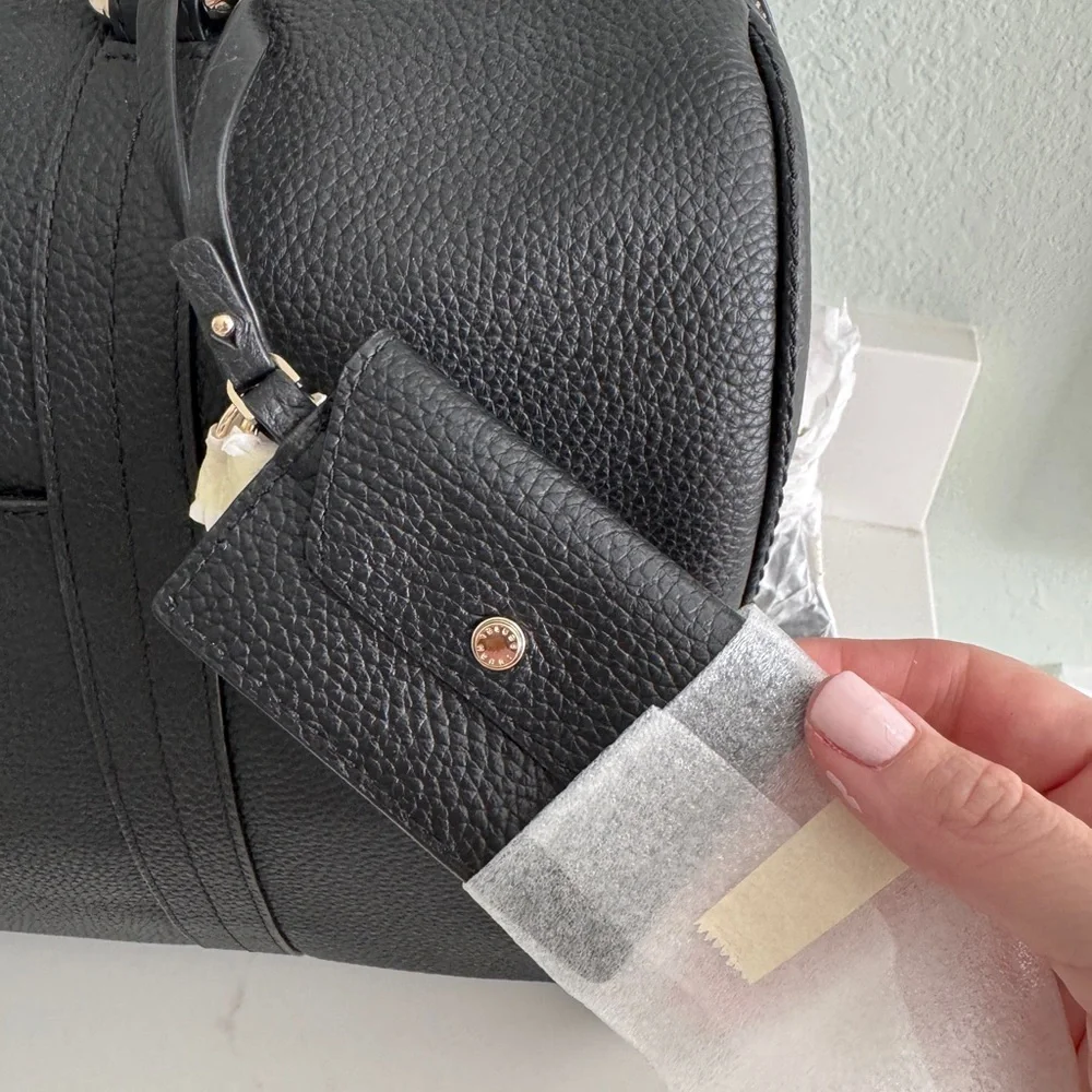 RARE NWT Henri Bendel Noho Overnight bag - black pebbled leather. - Picture 6 of 9